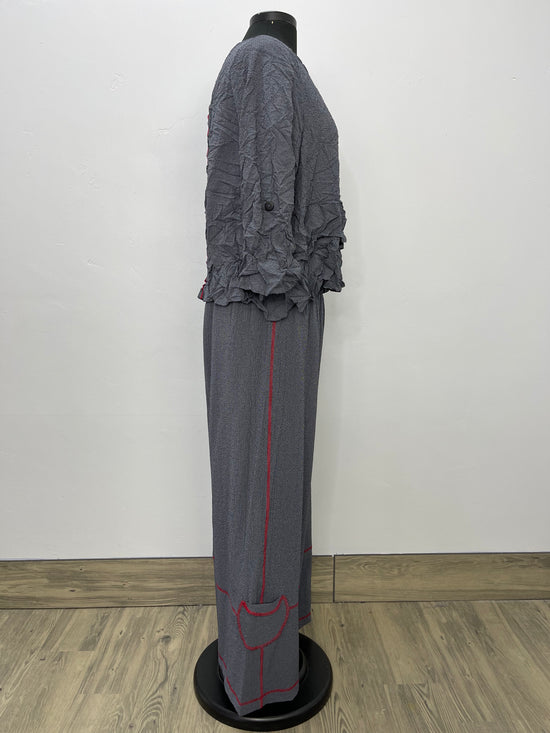 Gray Stripe 3/4 Sleeve Top