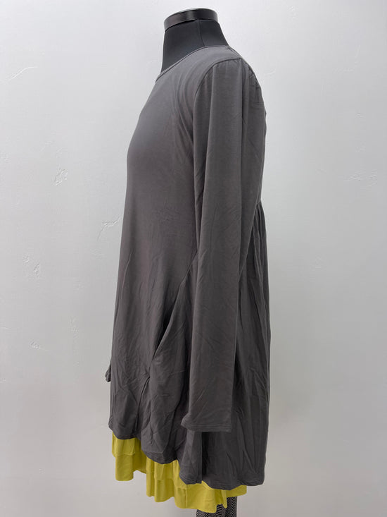 Load image into Gallery viewer, 2AM Long Sleeves Tunic - Charcoal
