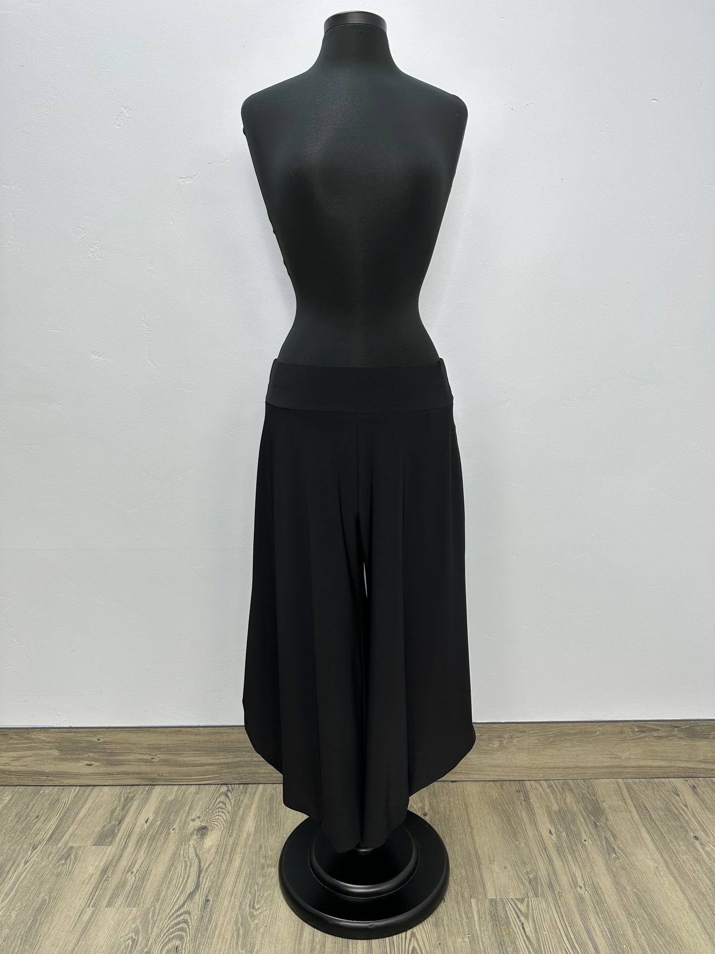 Load image into Gallery viewer, Kellan Black Short Pant
