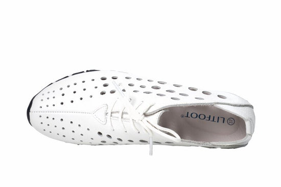 Load image into Gallery viewer, White Leather Lace Shoes
