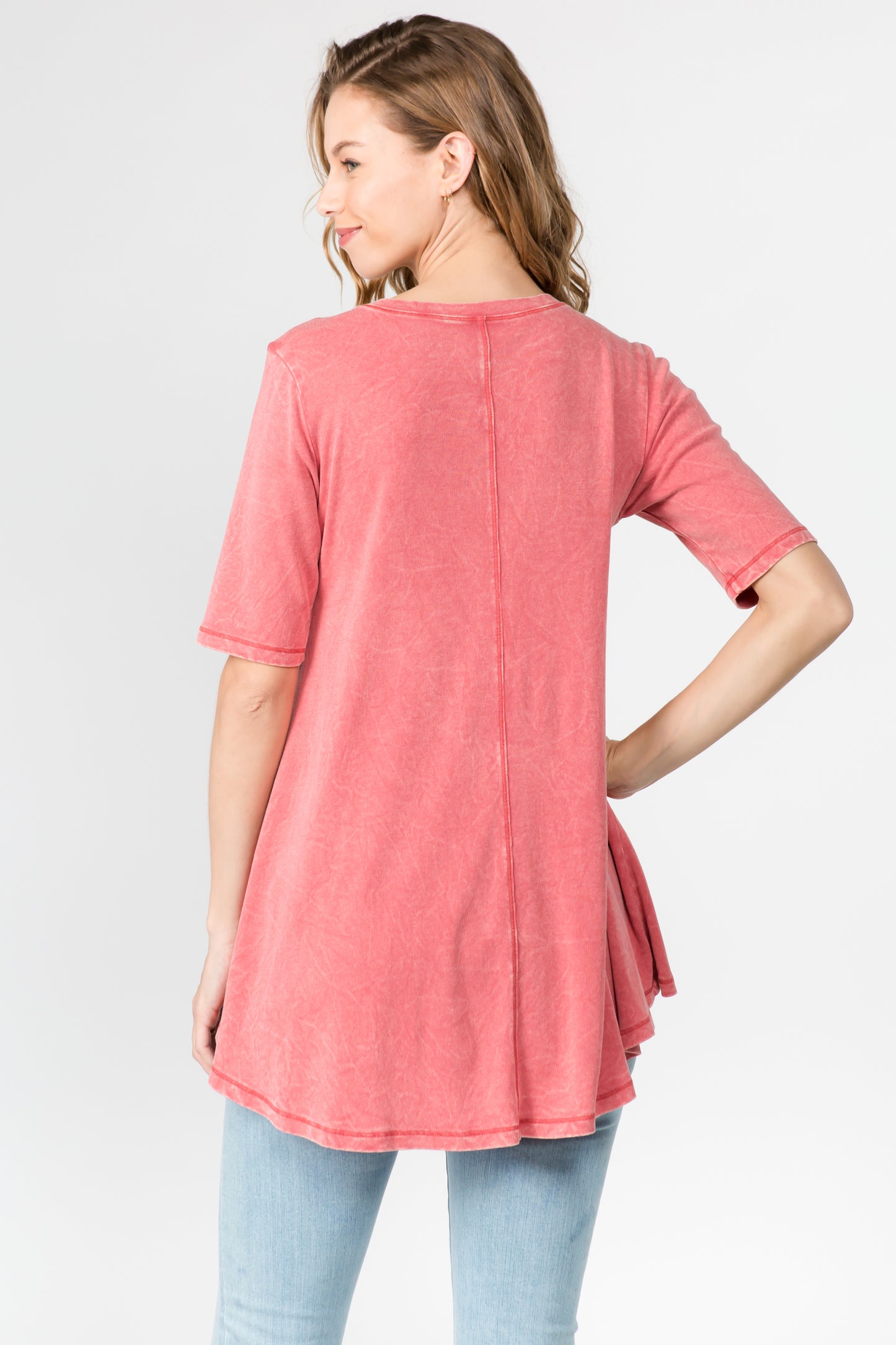 Load image into Gallery viewer, S4548 MINERAL WASH V-NECK SHORT SLEEVE TUNIC
