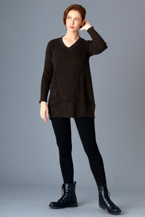 Load image into Gallery viewer, C44665 V-Neck Waffle Tunic with Pocket
