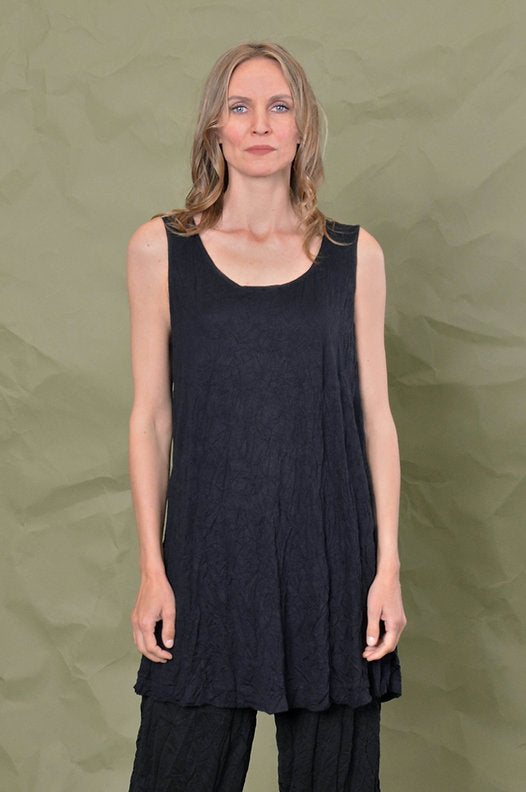 Liz Crinkle Tank Black – Twist Boutique