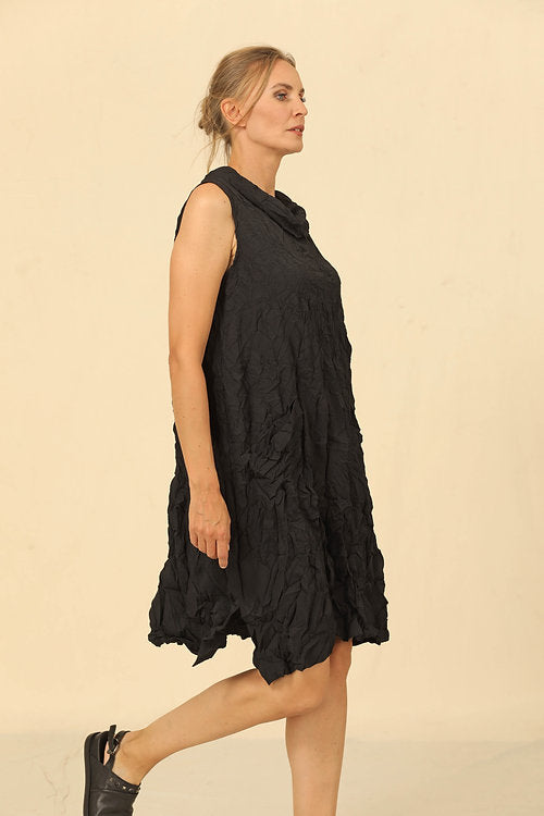 Leida Black Crinkle Tunic Dress