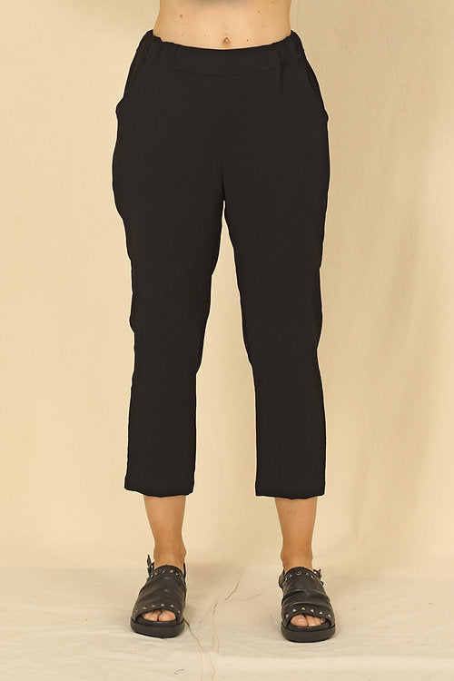 Load image into Gallery viewer, Shayla Black Two Pocket Crop Pant
