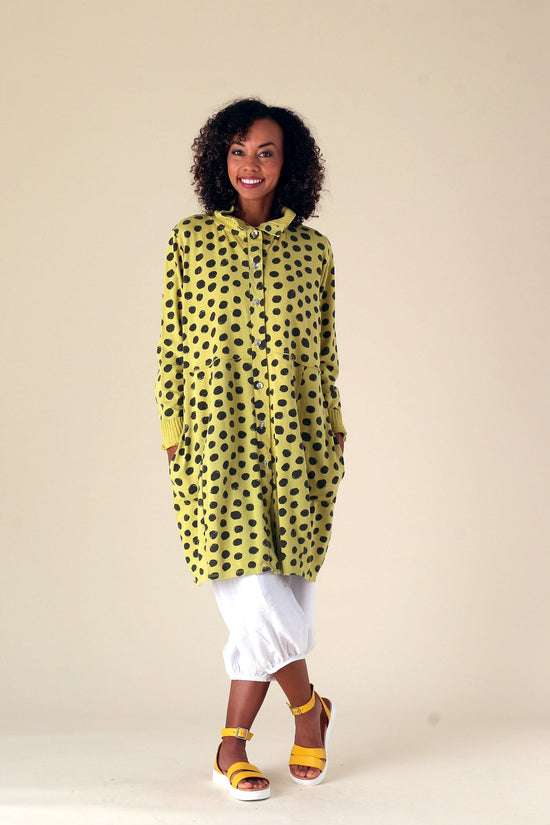 Load image into Gallery viewer, Citrus Polka Dot Button Down Bee Coat
