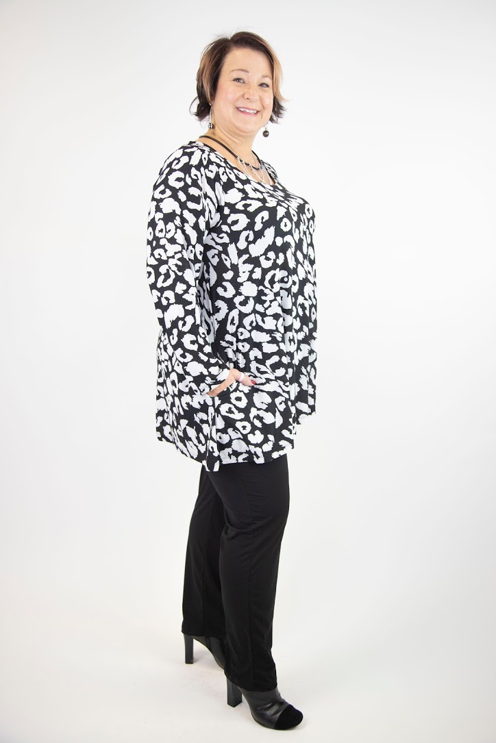 Ava Long Sleeve Tunic with Side Pockets