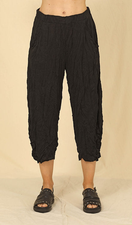 Kaline Two Pocket Short Black Crinkle Pant – Twist Boutique