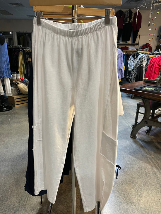 White Pleated Crop Pant