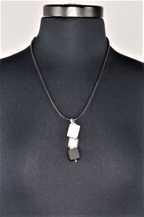 NKL486 Ice Cube Necklace