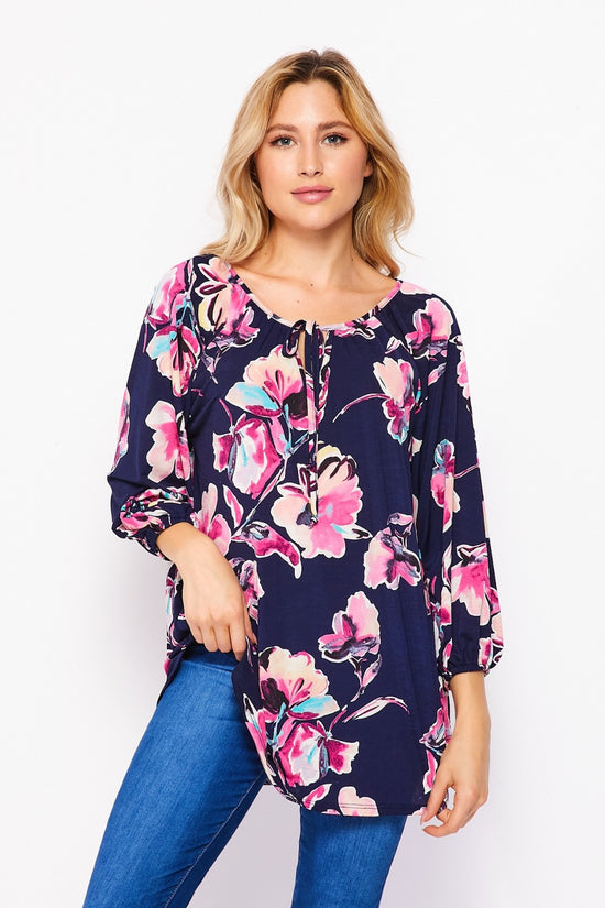 Load image into Gallery viewer, T109958309NF 3/4 Sleeve Shoestring V-Neck Top

